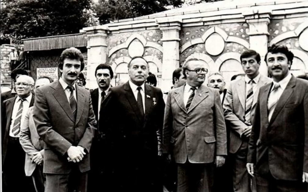 20.1982-ci il, 29 iyul. Şuşada Vaqif Poeziya Günləri.