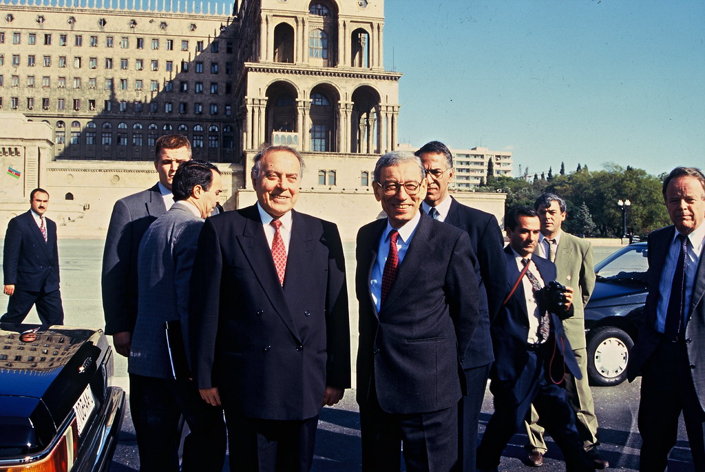66. 1994-cü il, 29 oktyabr. BMT Baş katibinin Azərbaycana ilk səfəri